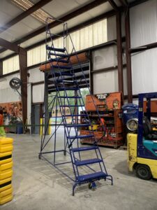 15 Step Rolling Ladder
